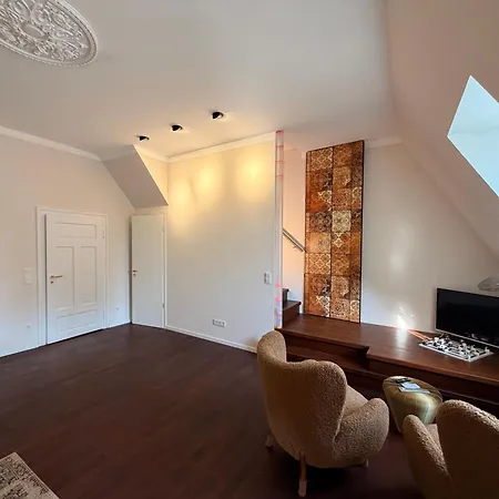 Located 1st-class Penthouse With 3 * München