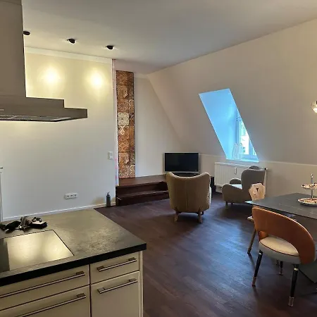 Located 1st-class Penthouse With 3 Appartement