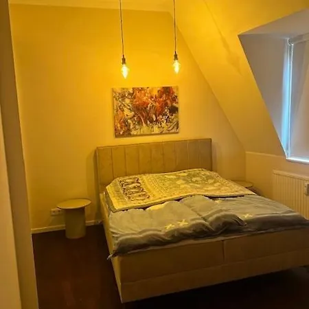 Located 1st-class Penthouse With 3 * München